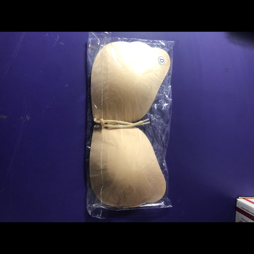 Brand New Strapless bra with cling gel